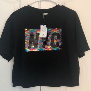 H&M divided Nyc changing color crop top Size S
